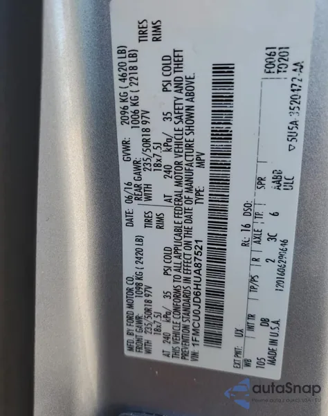 2017 Ford Escape Titanium z USA, uszkodzony, nr VIN 1FMCU0JD6HUA87521